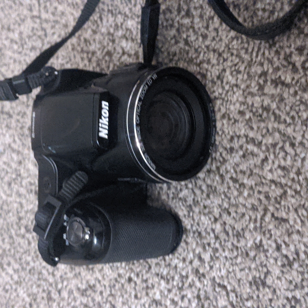 Nikon Coolpix L820